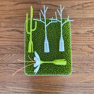 Boon Lawn Grass Drying Rack with Twig, Poke and Stem Accessories